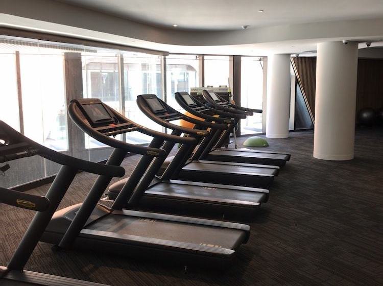 בית מלון כפרי Melbourne Lifestyle Apartments  Best Views On Collins