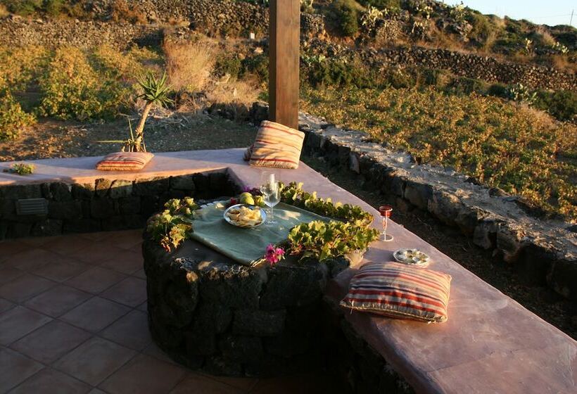 هتل Agriturismo Zibibbodoro