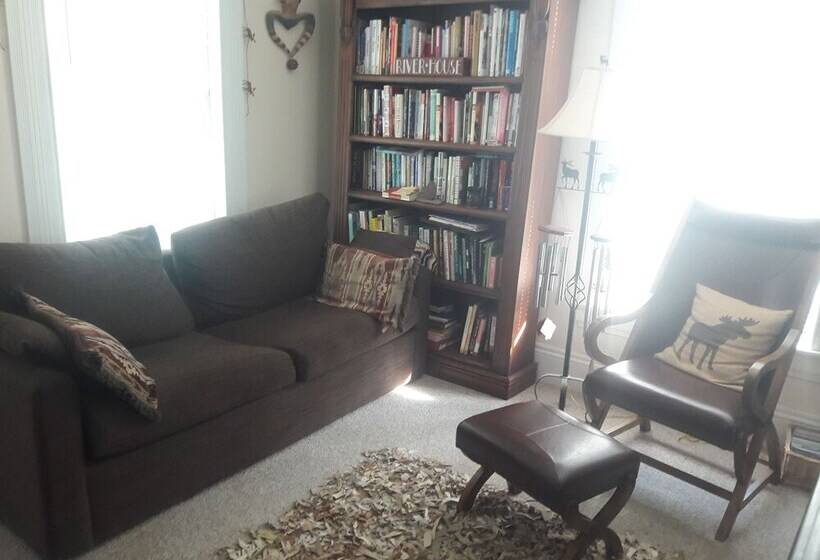 فندق Calais Crossing B&b