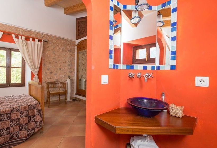 فندق Can Massana