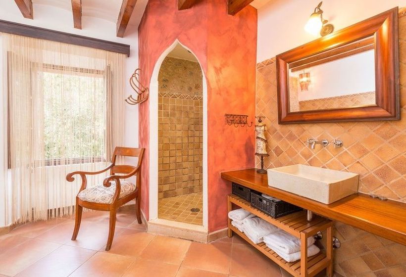 فندق Can Massana