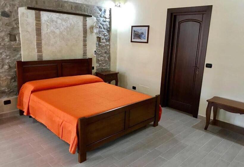 فندق Eleven Bed & Breakfast