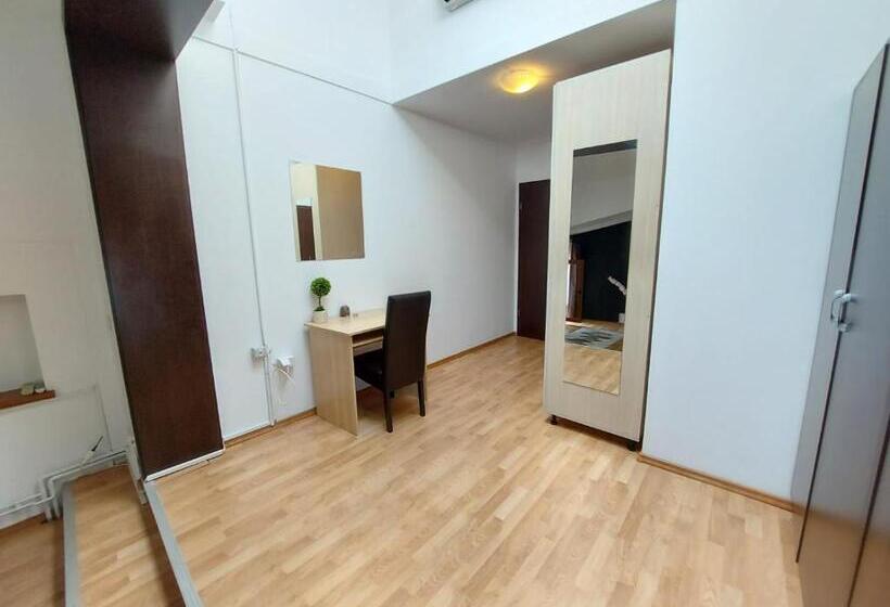 هتل Happy Accomodation