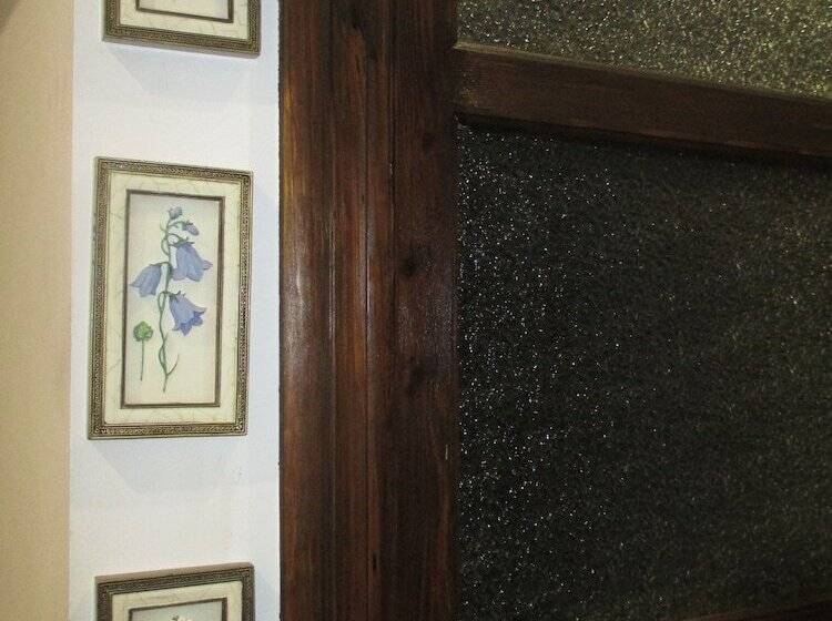 בית מלון כפרי Hostal Los Aromas