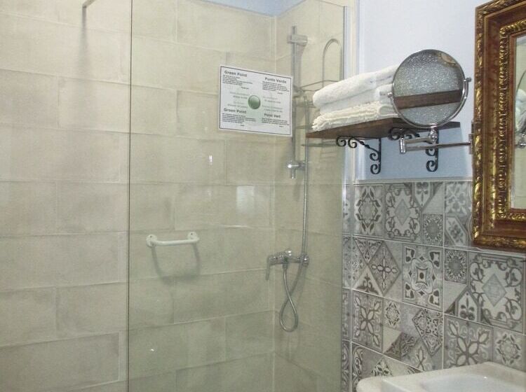 בית מלון כפרי Hostal Los Aromas