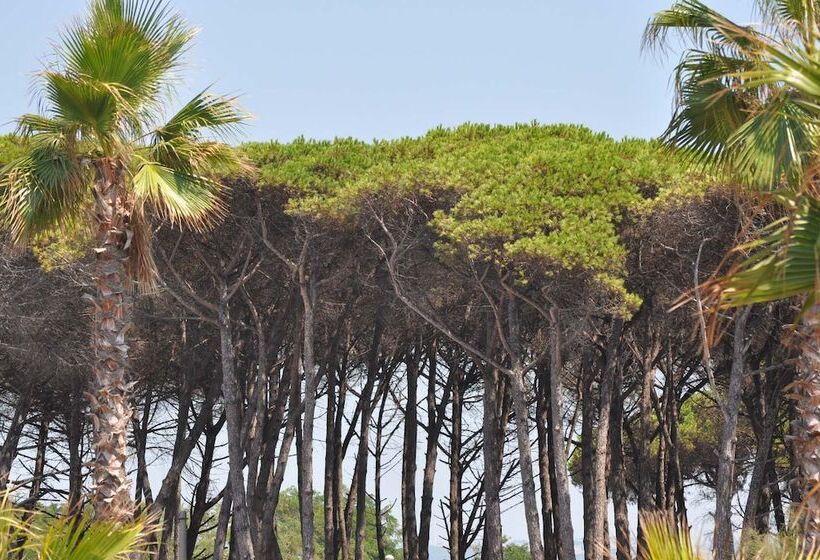 هتل Camping Village Mare Pineta