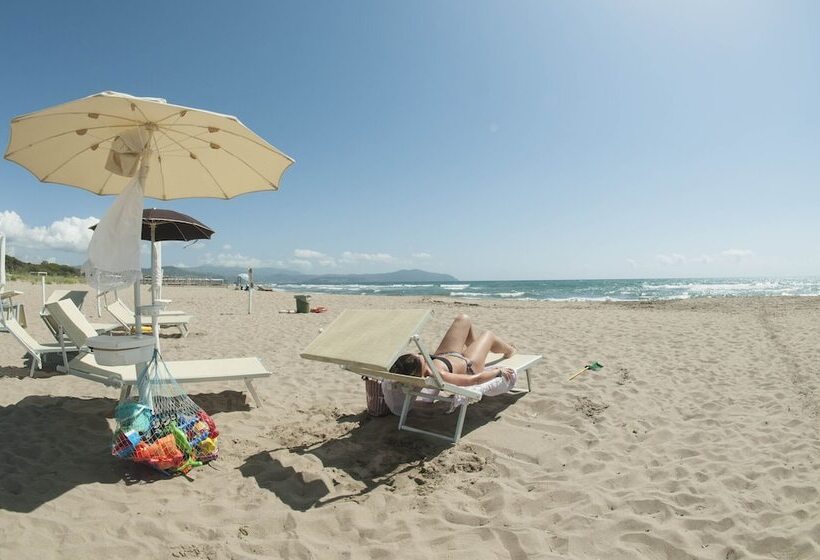 هتل Camping Village Mare Pineta