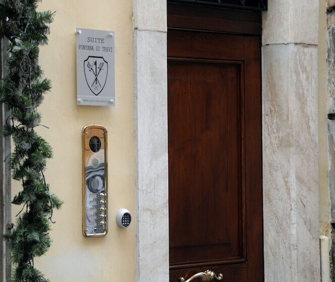 هتل Suite Fontana Di Trevi