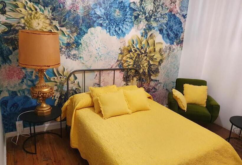 هتل Theplacetobe B&b