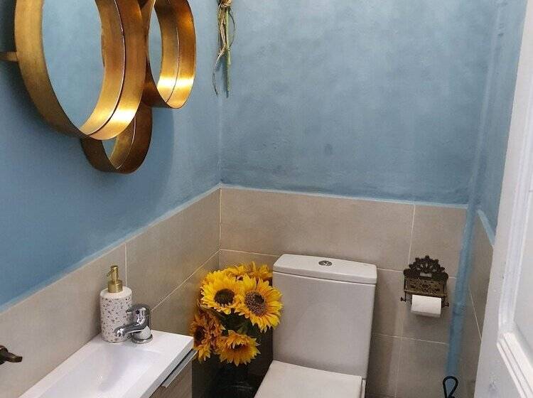 هتل Theplacetobe B&b