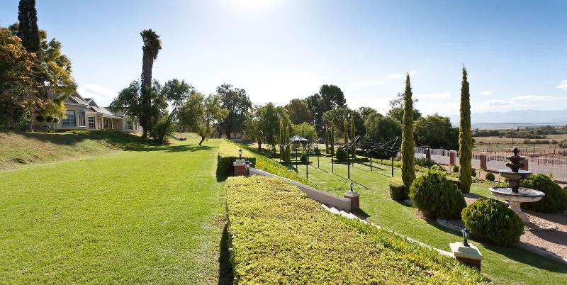 هتل Thylitshia Villa Country Guest House