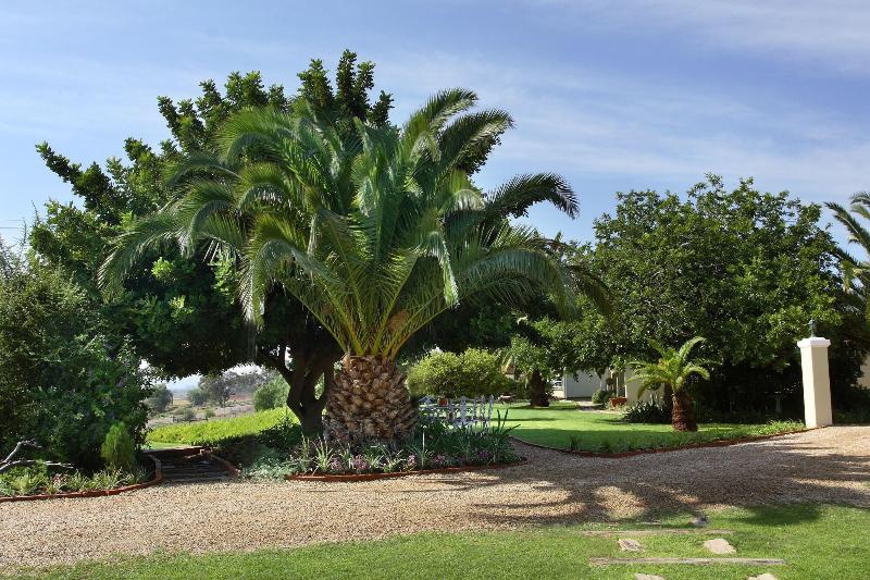 هتل Thylitshia Villa Country Guest House