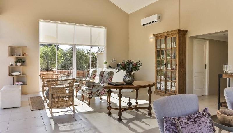هتل Thylitshia Villa Country Guest House