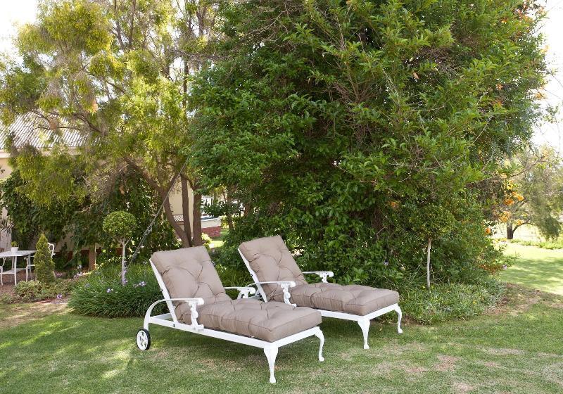 هتل Thylitshia Villa Country Guest House