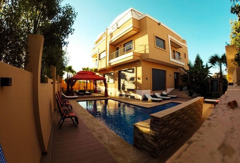 هتل Villa Arabic House Pool & Spa