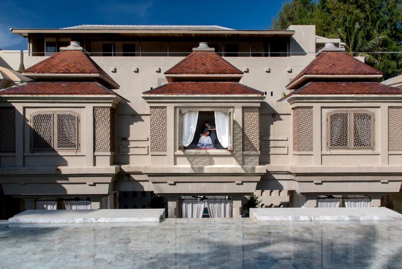 Hotel Devasom Khao Lak Beach Resort & Villas