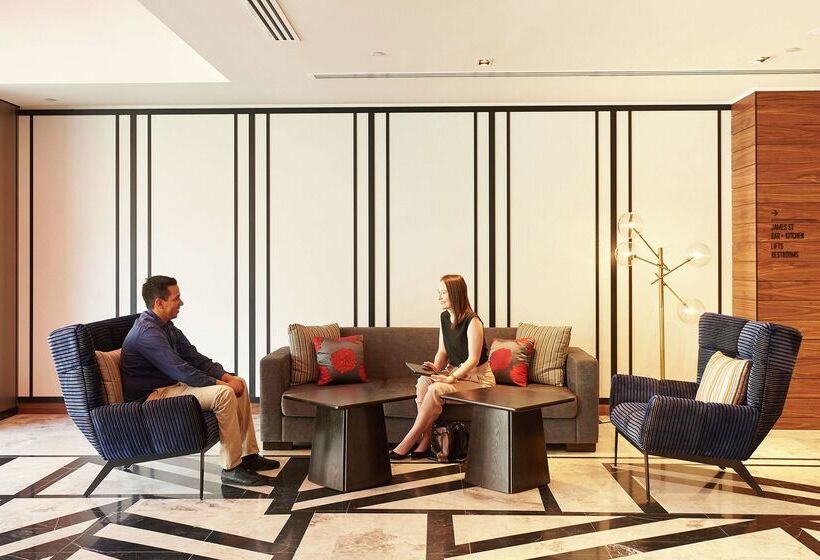 هتل Doubletree By Hilton Perth Northbridge