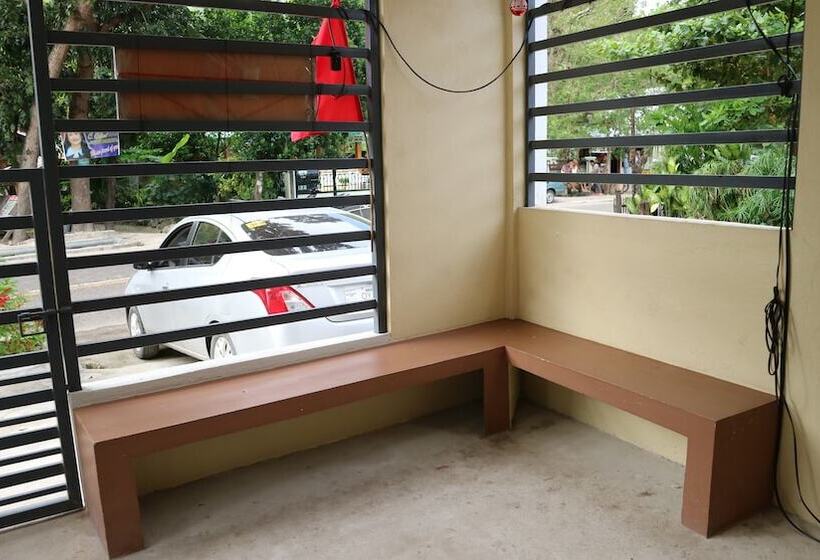 هتل Gravino Pension House