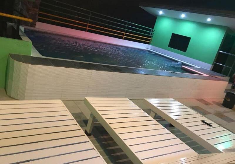 هتل Gravino Pension House