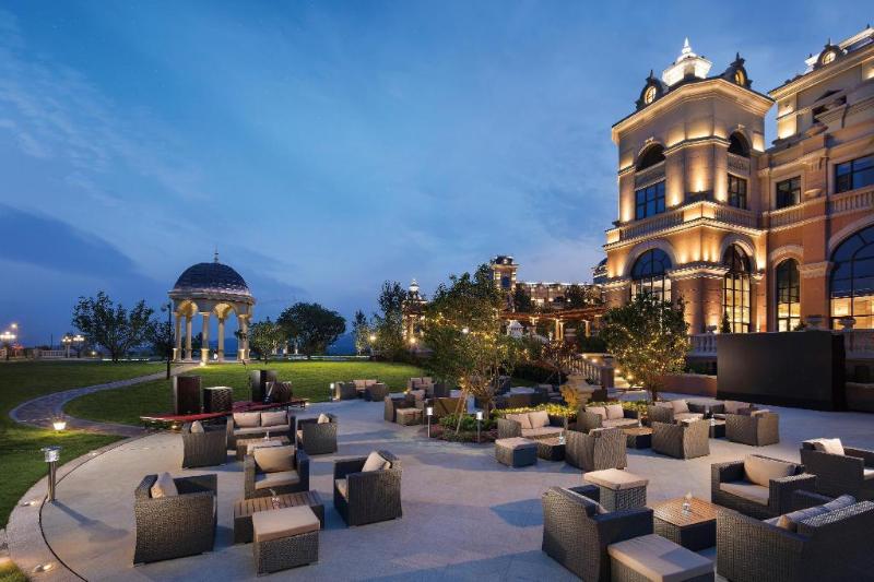 Fotos del hotel Hilton Dalian Golden Pebble Beach Resort:  62
