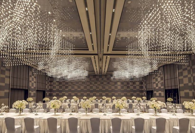 Intercontinental Tianjin Yujiapu Hotel & Residences, An Ihg