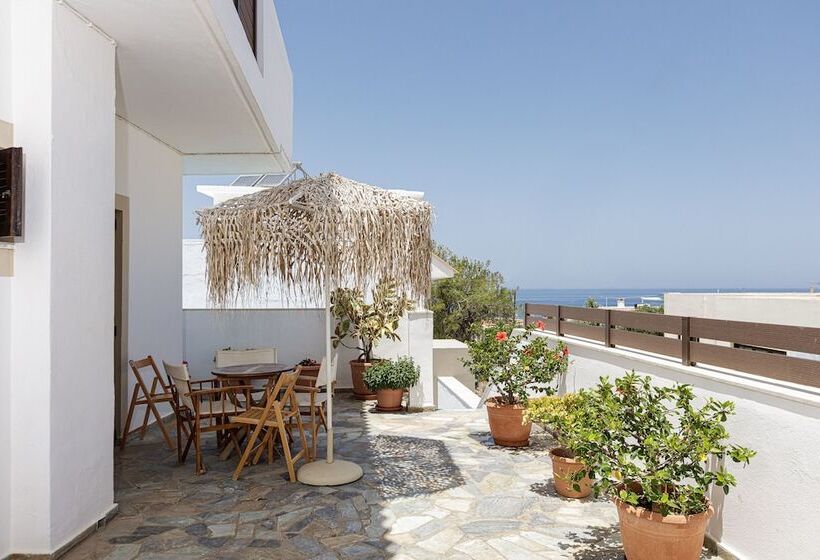 هتل Kasteli Studios & Apartments