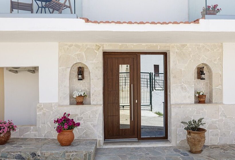 هتل Kasteli Studios & Apartments