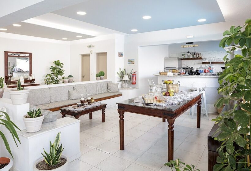 هتل Kasteli Studios & Apartments