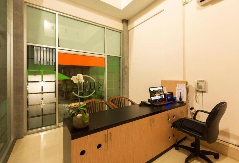 هتل Kubal Villa Bali