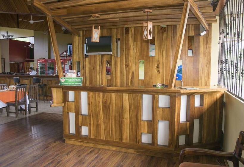 هتل Pacuare