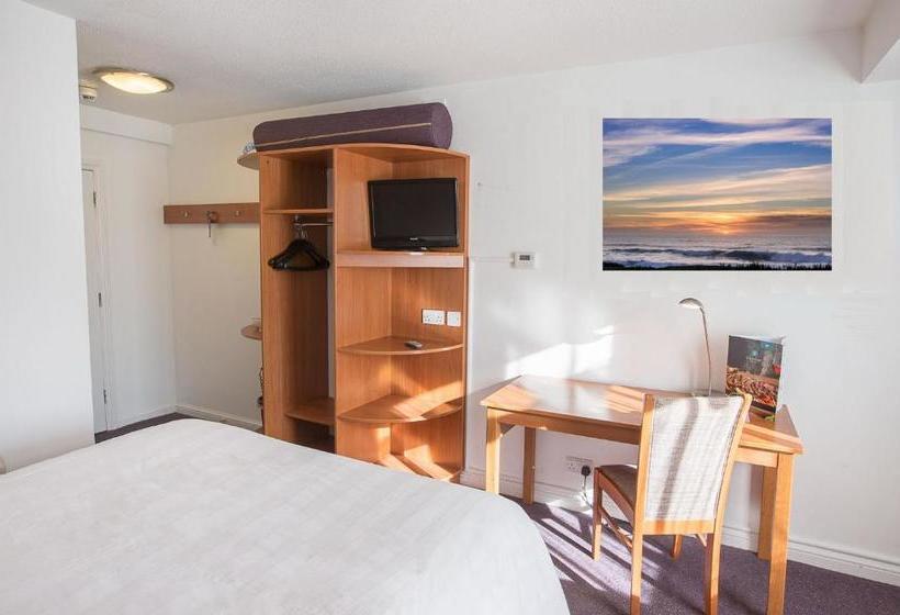 هتل Redwings Lodge Solihull