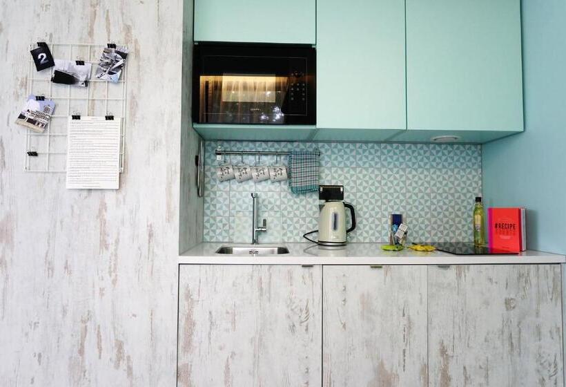 Fotos del hotel Room2 Southampton Hometel:  21