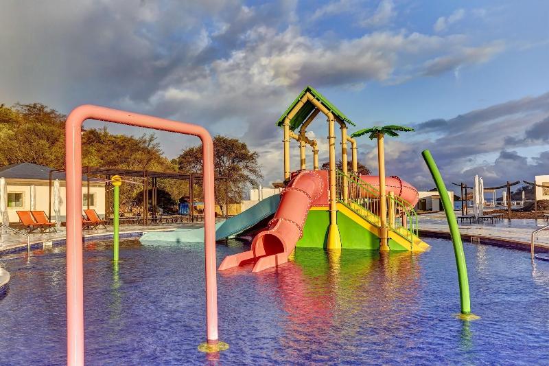 هتل Royalton Antigua, An Autograph Collection All Inclusive Resort