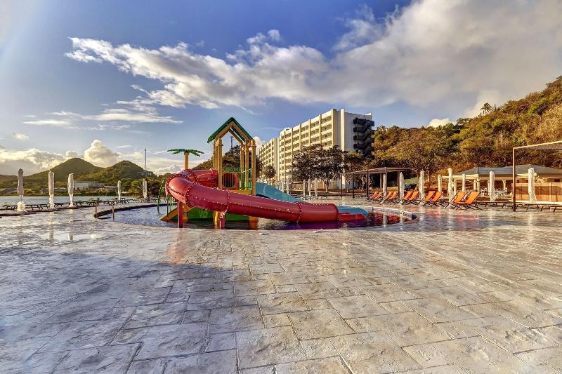 هتل Royalton Antigua, An Autograph Collection All Inclusive Resort