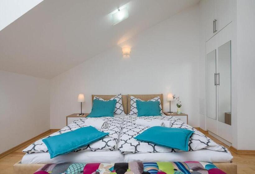 هتل Split Center Suites