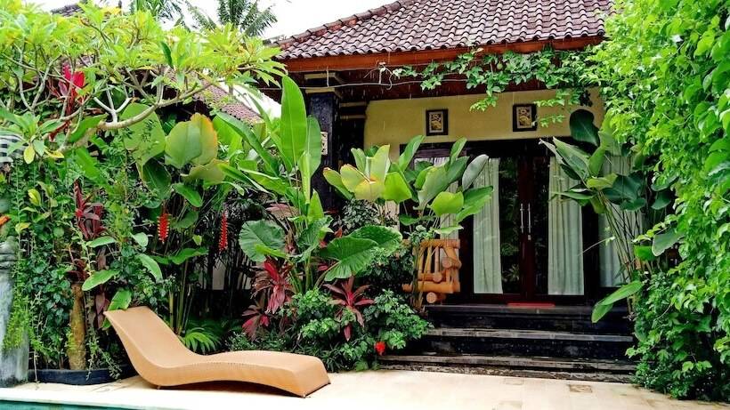 تختخواب و صبحانه Baliwid Villa Ubud