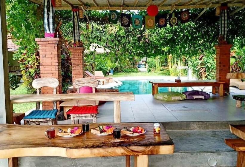 تختخواب و صبحانه Baliwid Villa Ubud