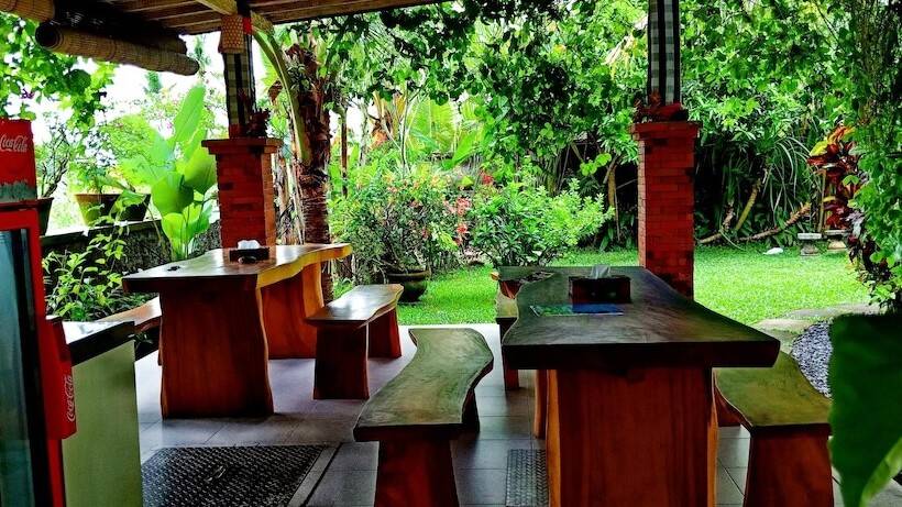تختخواب و صبحانه Baliwid Villa Ubud