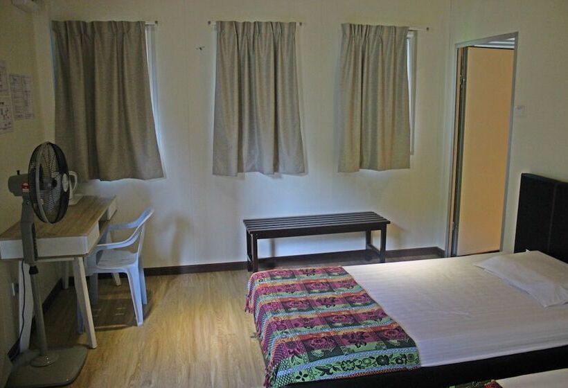 مبيت وإفطار Kiulu Riverside Chalet