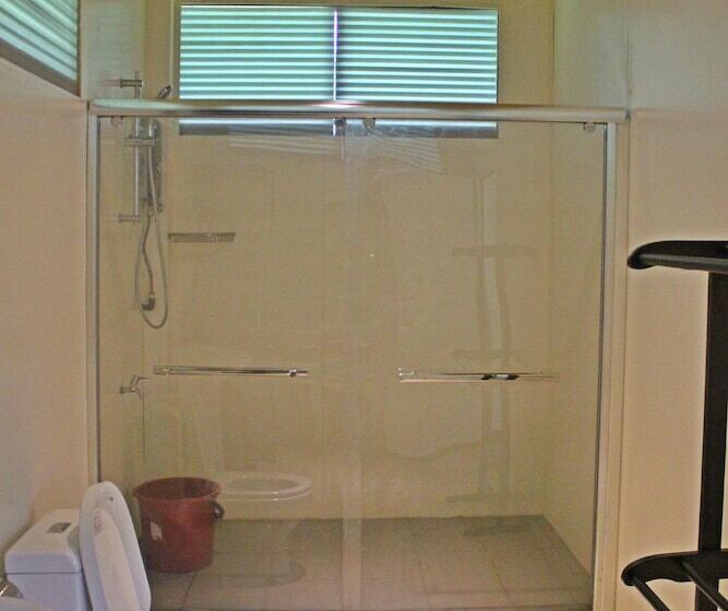 مبيت وإفطار Kiulu Riverside Chalet