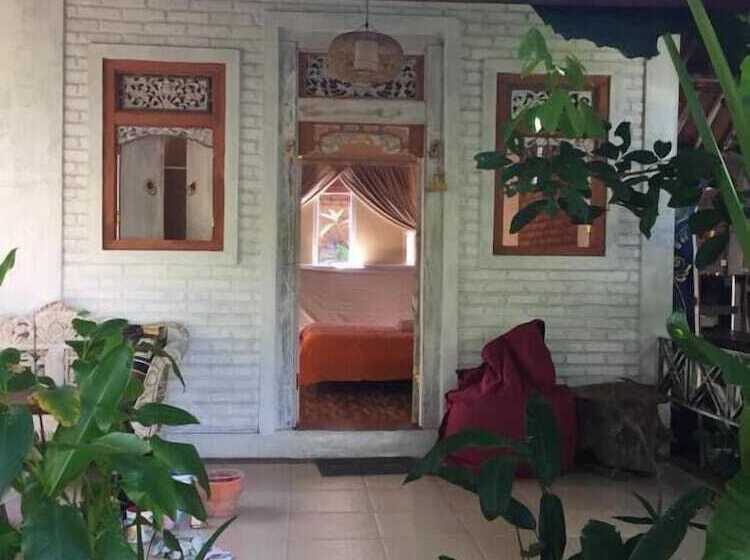 Bed and Breakfast Pranajaya Loka