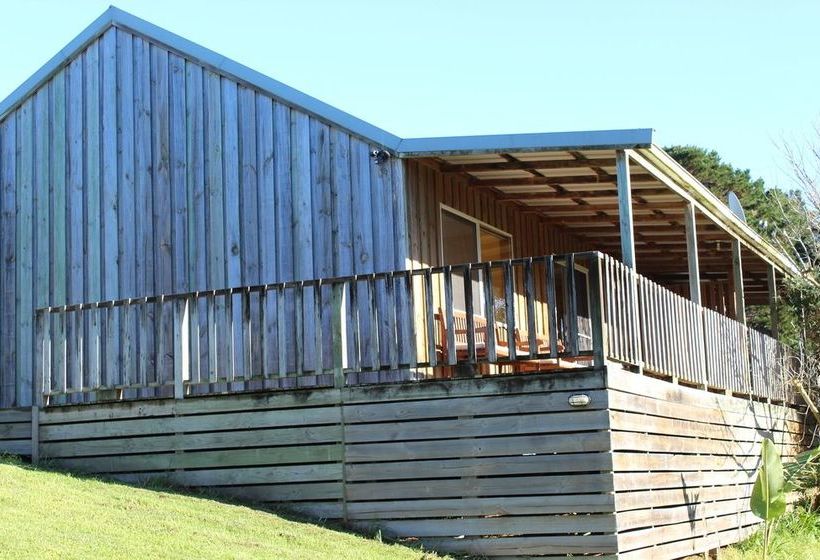 Clifton Beach Lodge