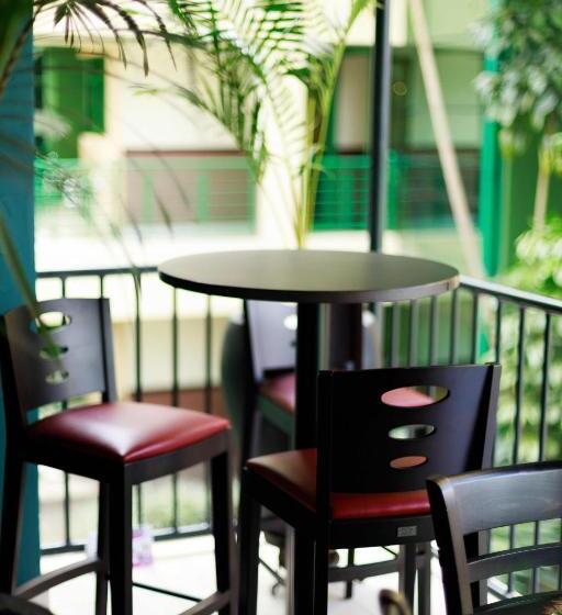 Highlands Suites