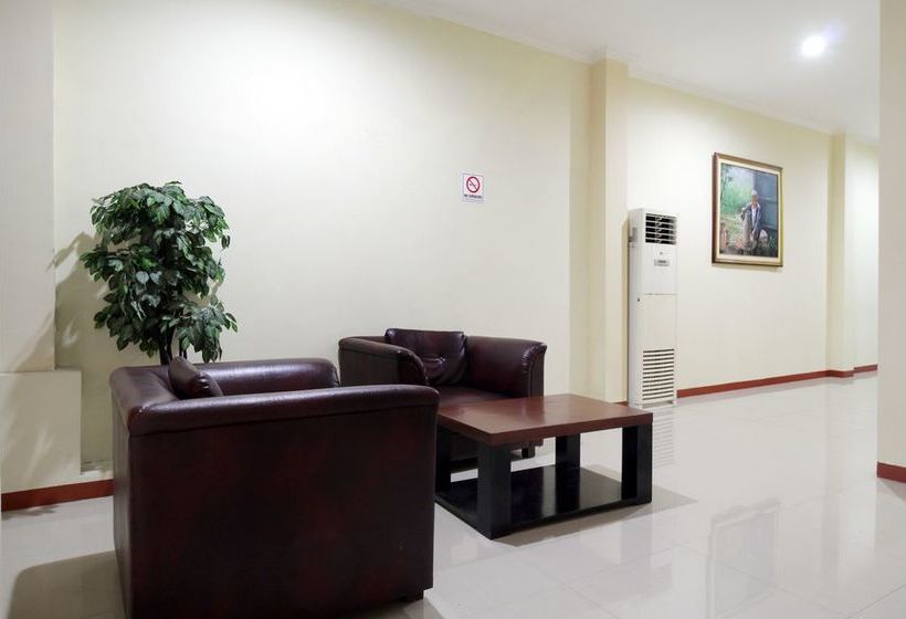 בית מלון כפרי Airy Alun Alun Bojonegoro Trunojoyo 2