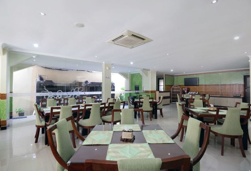 בית מלון כפרי Airy Alun Alun Bojonegoro Trunojoyo 2