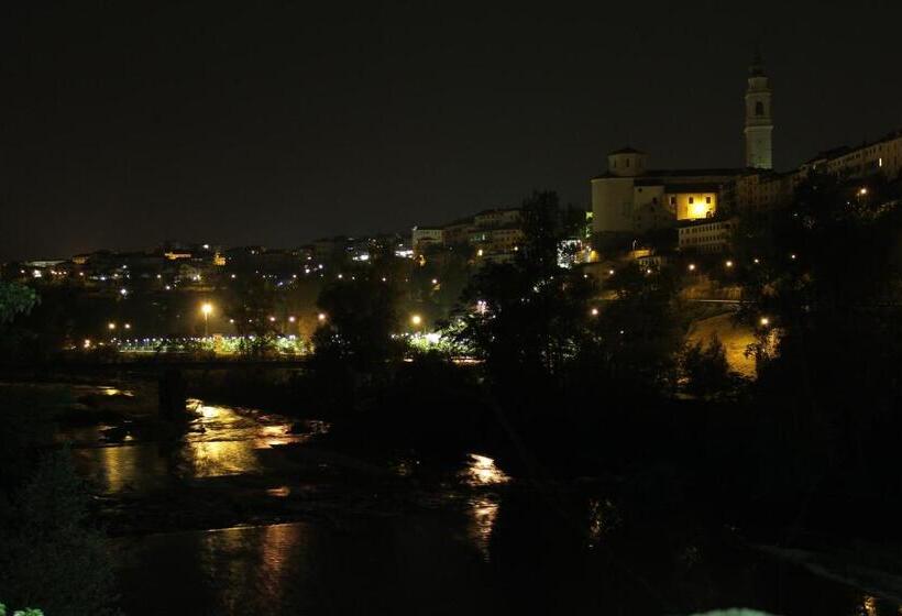 هتل Al Ponte Della Vittoria