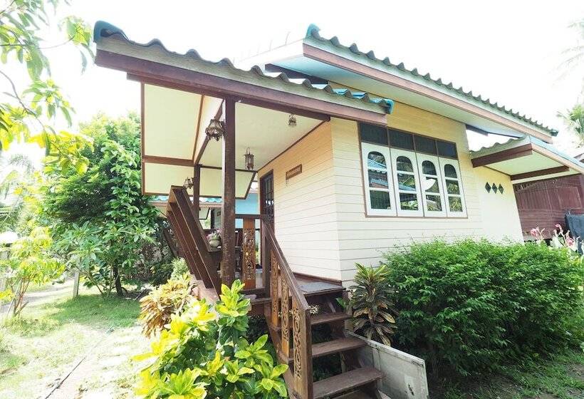 هتل Baan Suanjarean Resort
