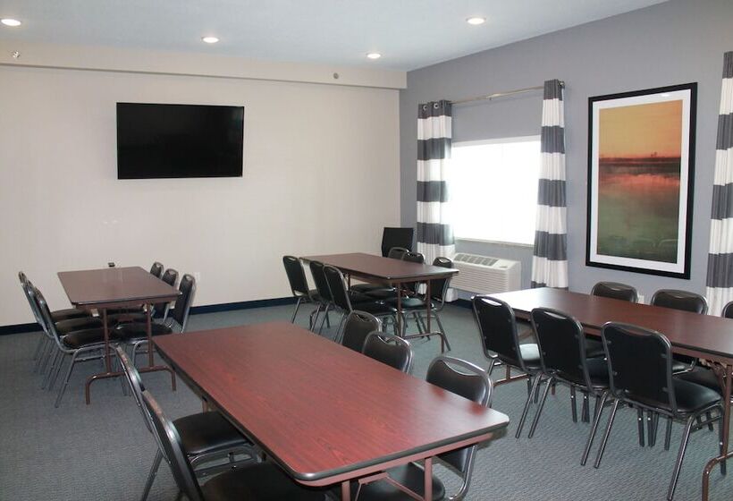 هتل Brookstone Lodge & Suites  Emmetsburg