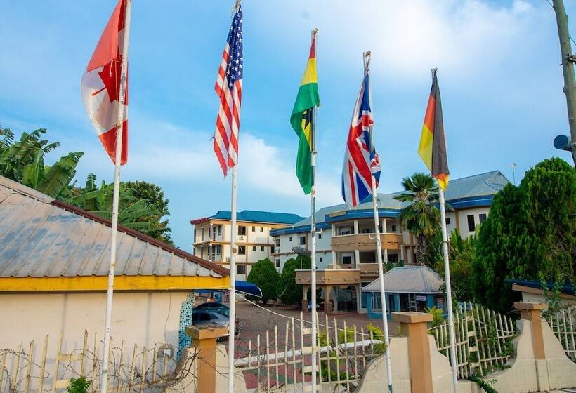 בית מלון כפרי Glamossay