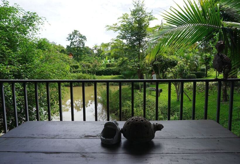 هتل Mae Nai Gardens